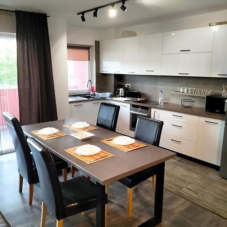 Lotus Area On Apartment Oradea Exterior foto