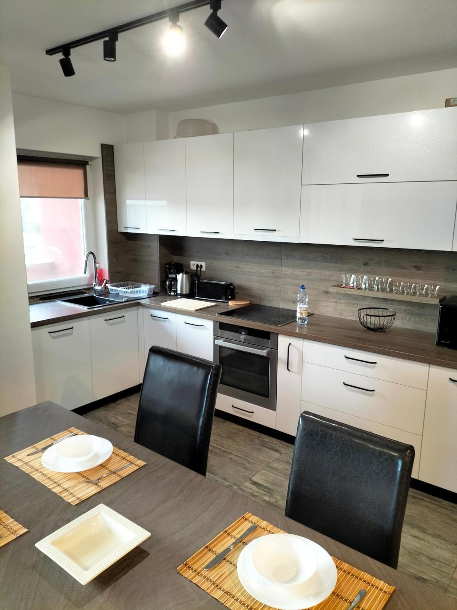 Lotus Area On Apartment Oradea Exterior foto