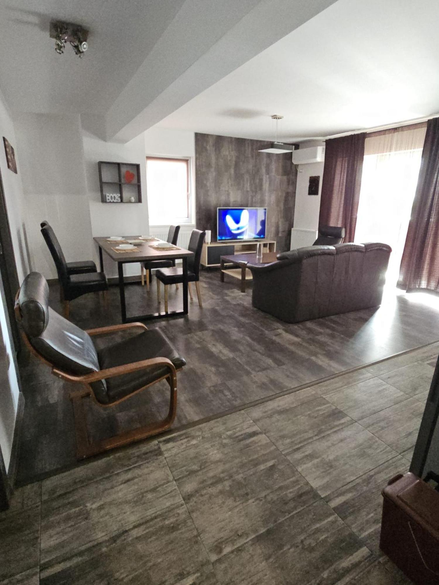 Lotus Area On Apartment Oradea Exterior foto